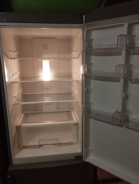 Холодильник LG NoFrost