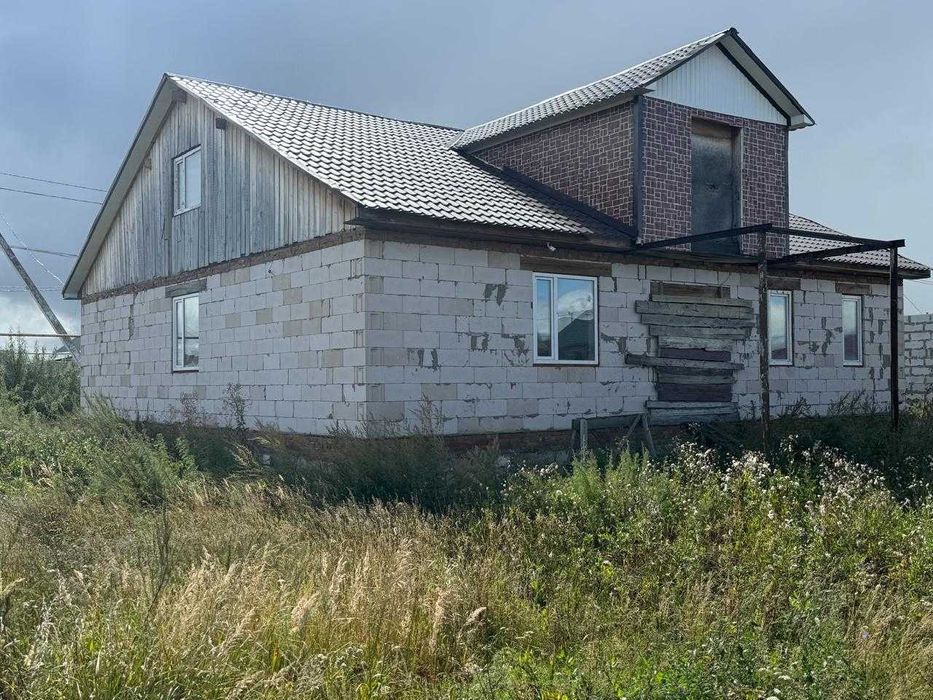 продается дом в Жилом Массиве Дружба