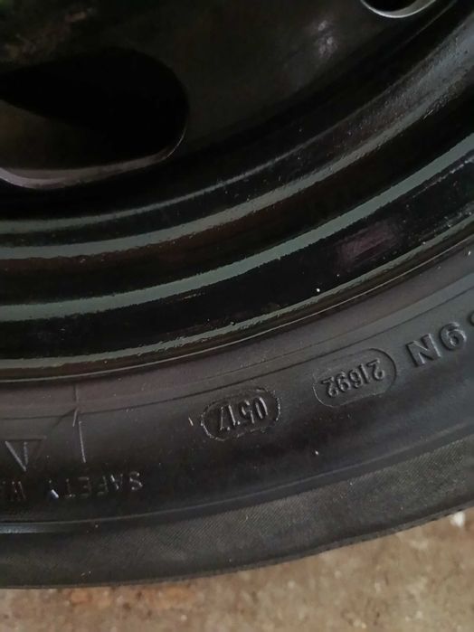 Джанти с гуми 5/100