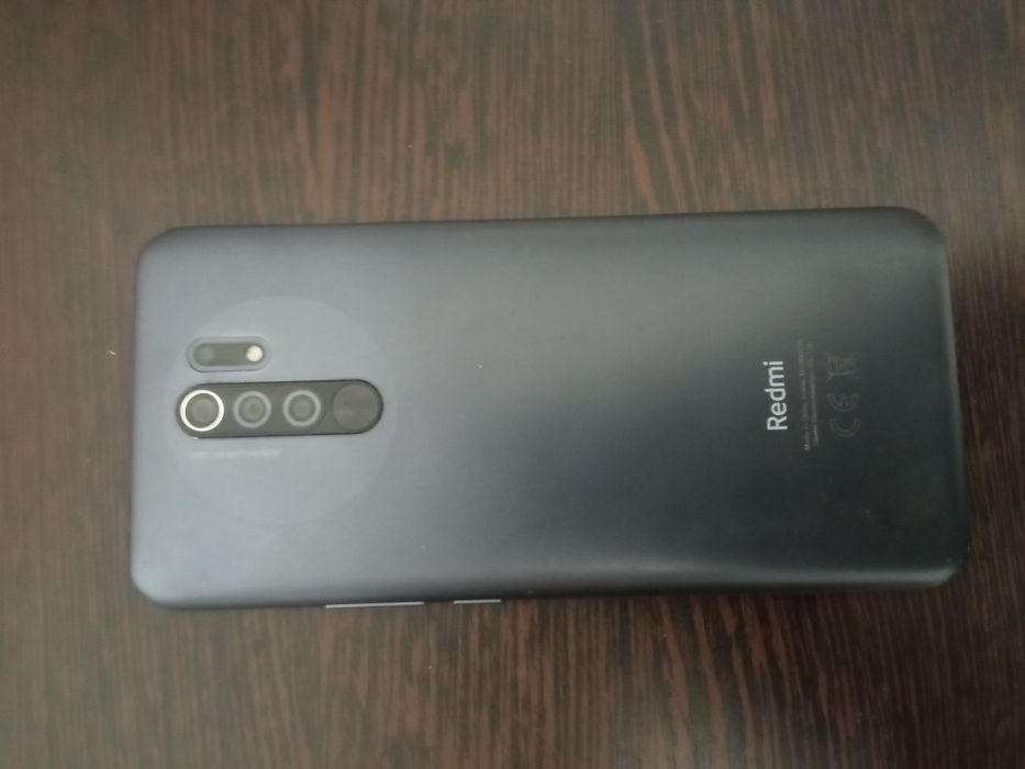 Редми 9  в продаже