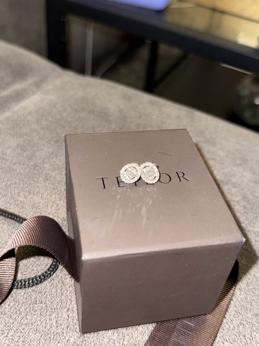 Cercei aur alb 18k cu diamante