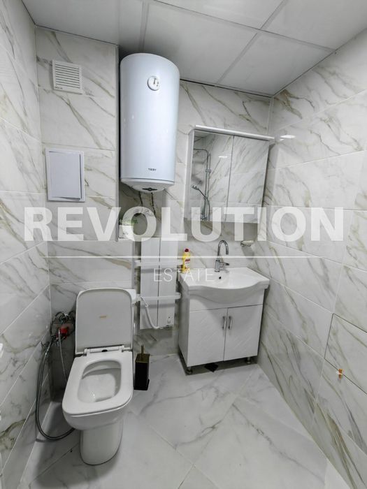 Дава се под наем Двустаен апартамент в Пловдив, Център - 50 кв.м за 460 € - Снимка #15