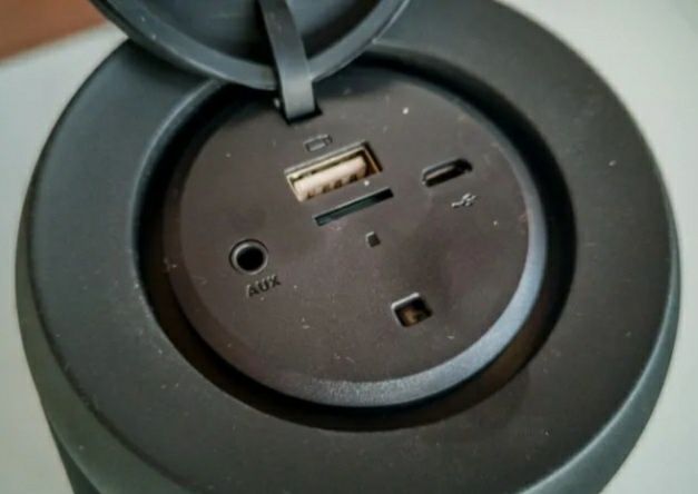 Boxa portabila bluetooth