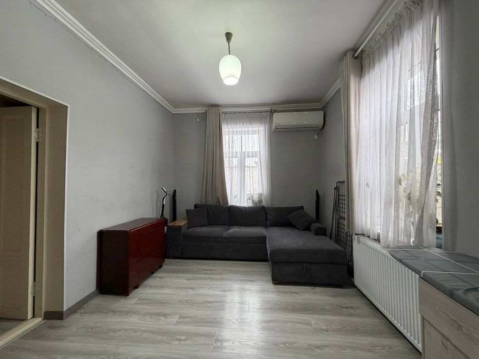 Мирабадский район. Продается участок. 5.4 сотки.