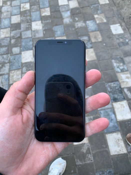 продам айфон 11 про