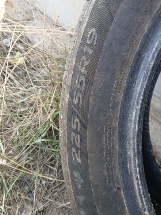 Продам шины 225 55 r19