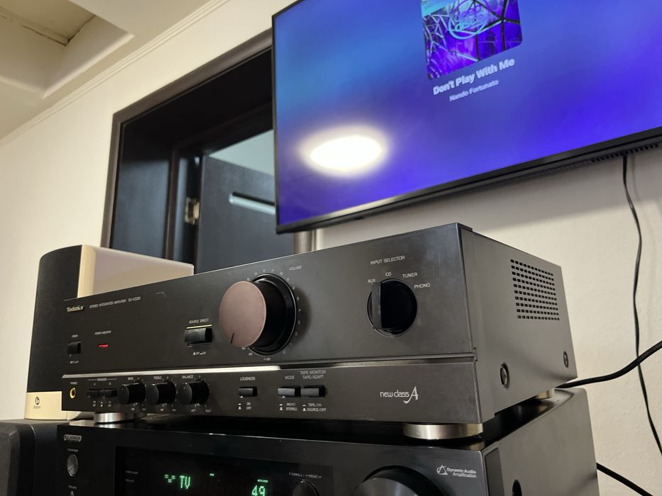 Amplificator Technics SU-VZ220