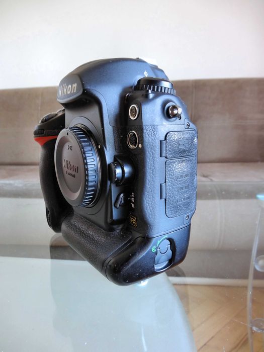 Nikon D3 - Fullframe DSLR