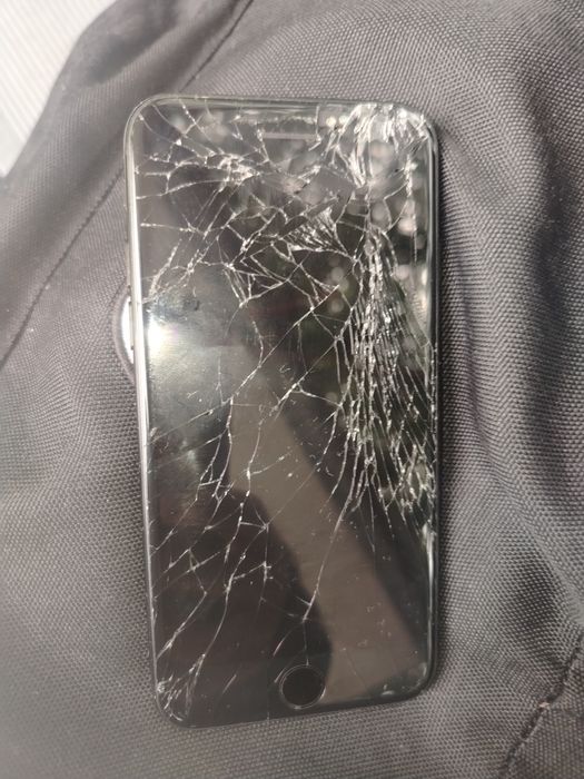 iPhone 7 , 128 гб