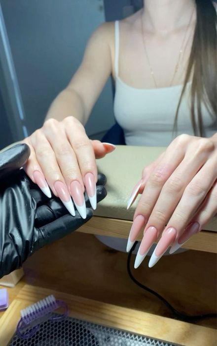 Наращивание ногтей