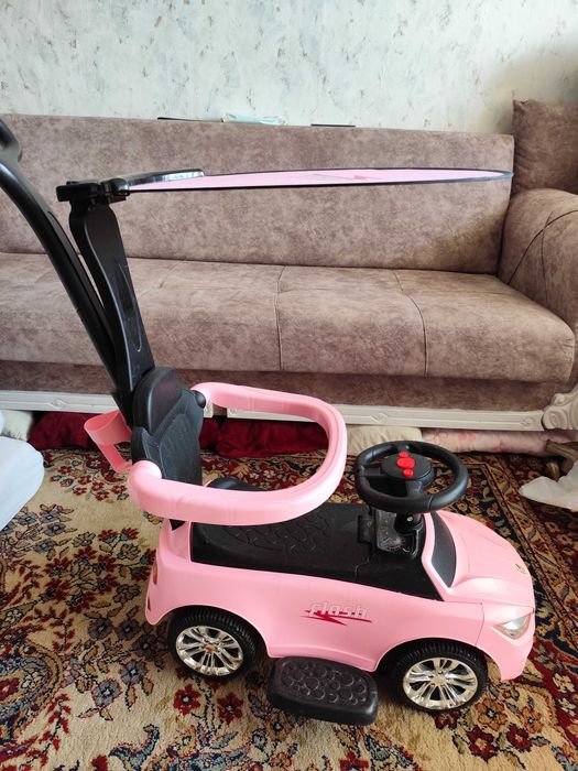 Детска кола с родителски контрол