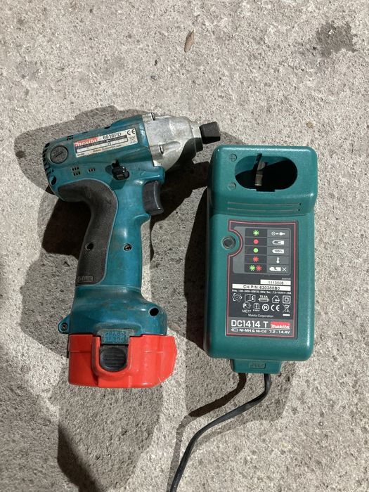 Малък импакт Makita 12 V