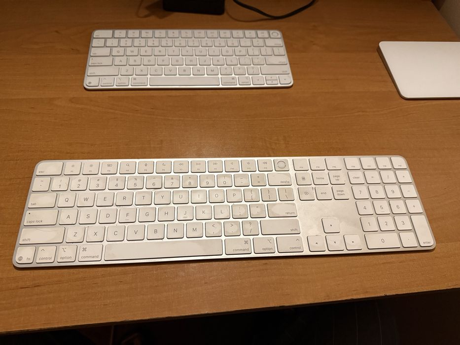 magic keyboard with touch id and numeric keypad type c (ANSI)