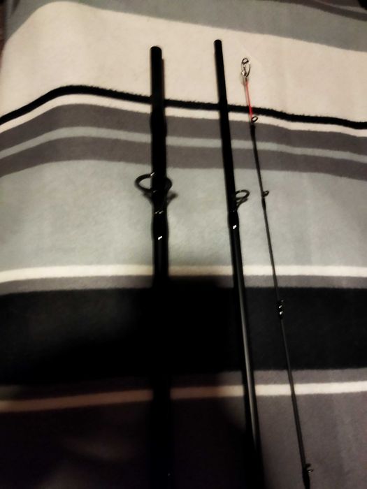 NEVIS CASTMASTER 390 cm-180 gr . NOU .