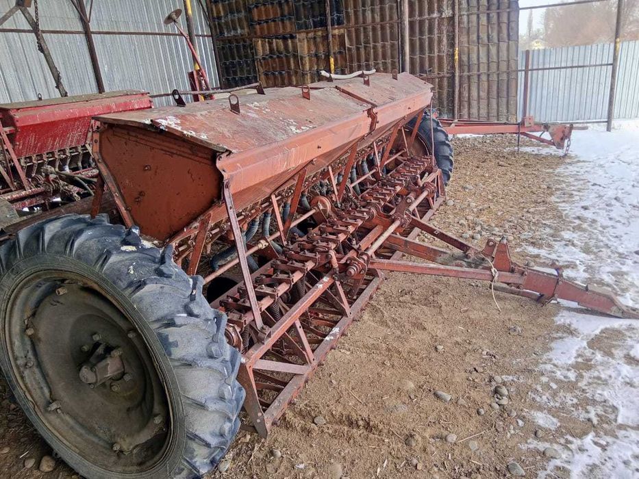 Зерновая сеялка !