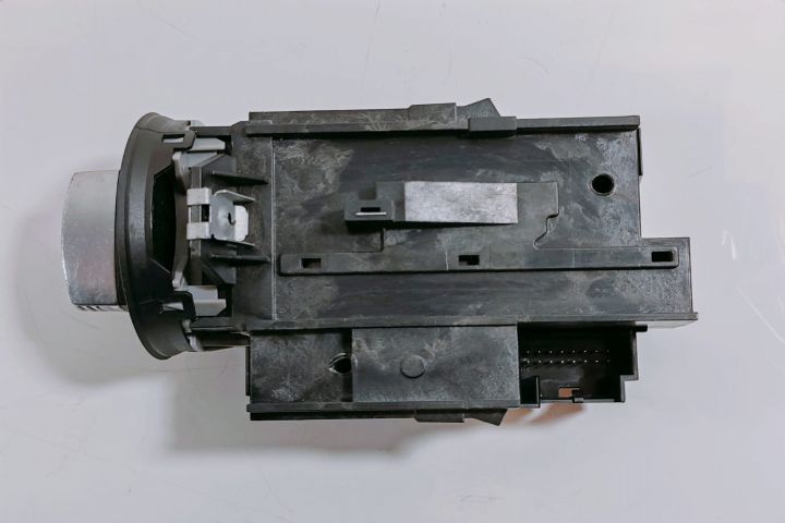 Contact  cu cheie 3C0905843R / 33303401 / 11602602292940 / 0471012S V