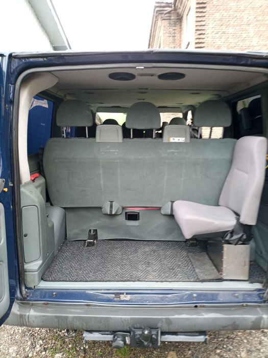 Vând schimb Ford transit tourneo