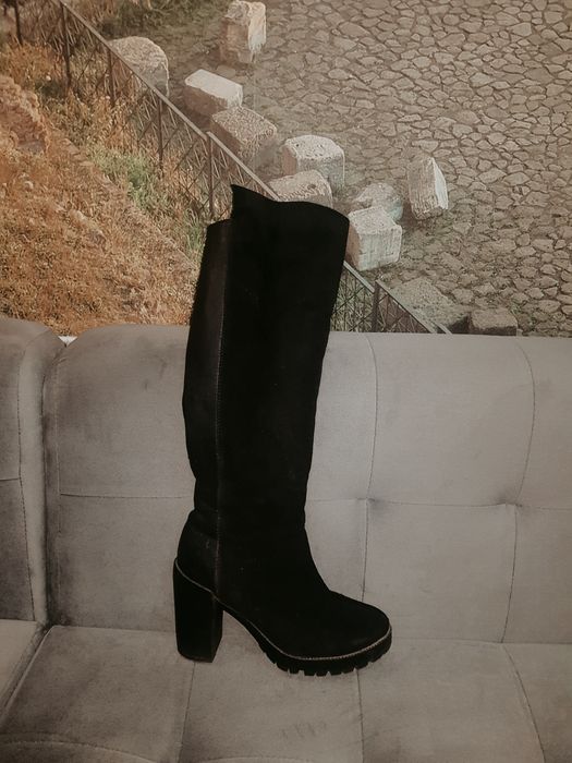 Продам зимние сапоги р-р 39