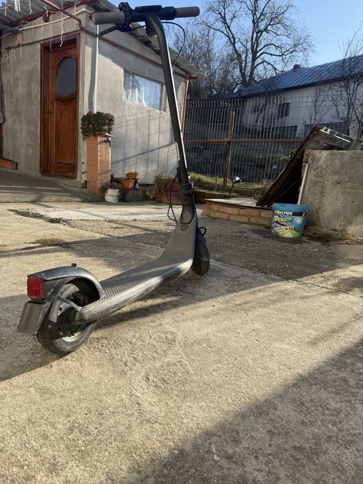 Trotineta electrica ninebot E2