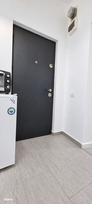 Proprietar – inchiriez garsonieră renovată, centrală proprie, Cișmigiu
