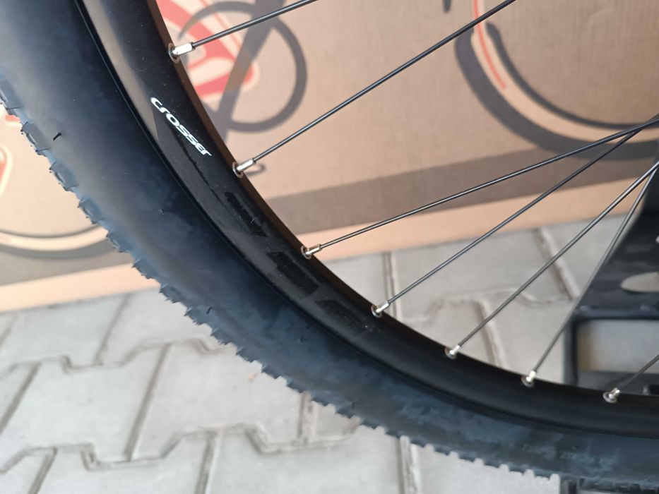 НОВ велосипед  27.5" Cross GRX 8