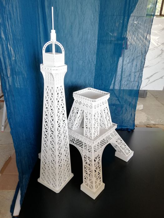 Айфеловата кула макет.от MDF 213см. Височина 75 см.  На 75см ширина