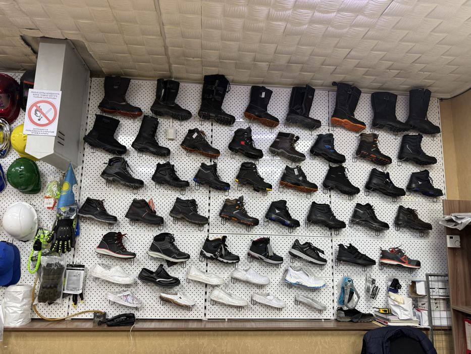 Обувь рабочая с металлом