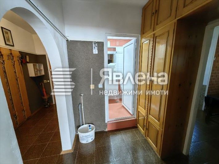Продава се Двустаен апартамент в Благоевград, Еленово 2 - 63 кв.м за 1032 €/кв.м - Снимка #5