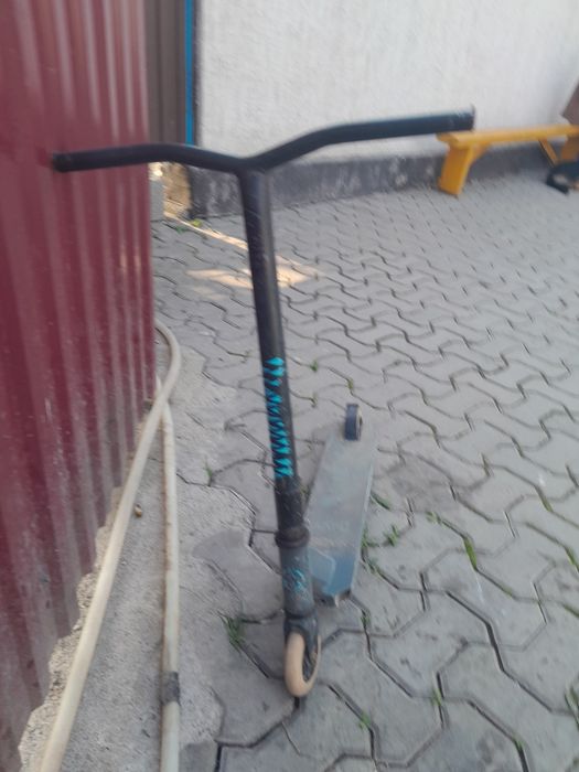 Трюковой самокат XAOS