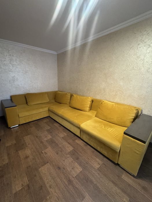 Диван угловой большой