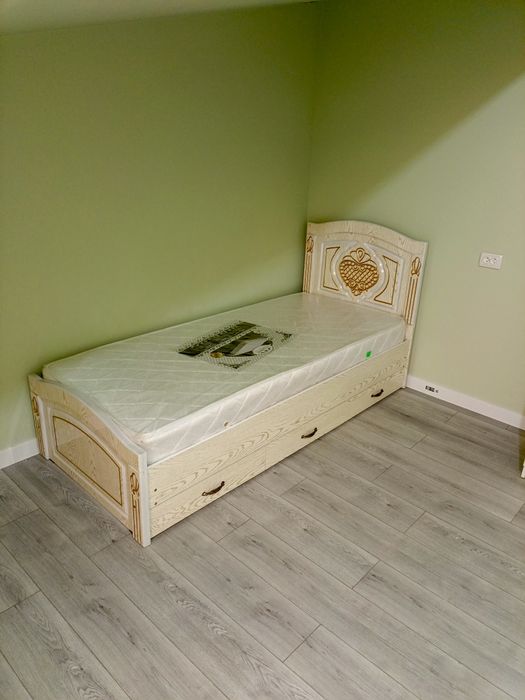 мебель 2 дивана и шкаф