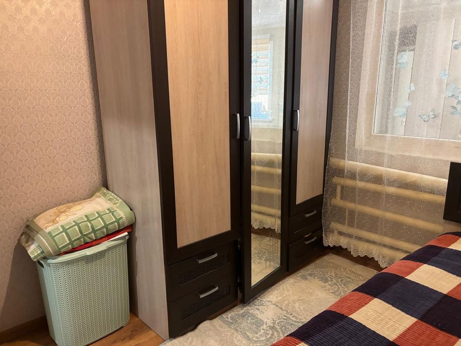 Продам спальный гарнитур