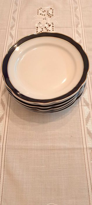 Чинии кобалт. Руски порцелан.