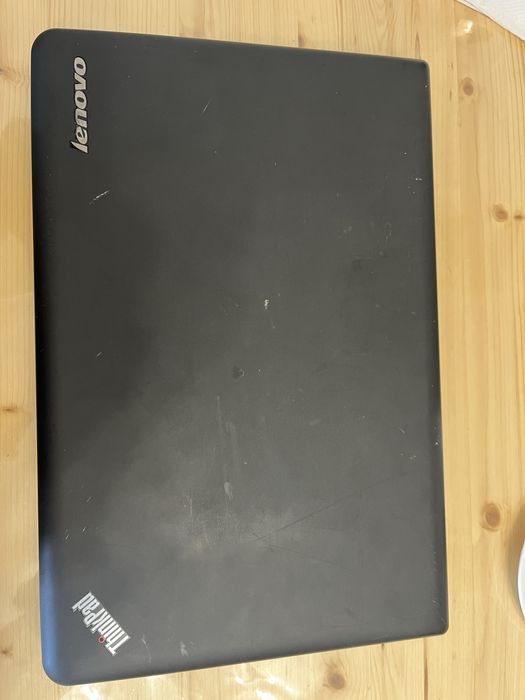 Lenovo ThinkPad E540 не включается
