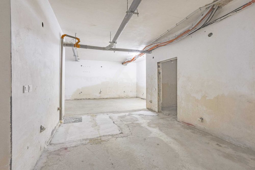 Продава се Магазин в София, Овча купел - 116 кв.м за 673 €/кв.м - Снимка #12