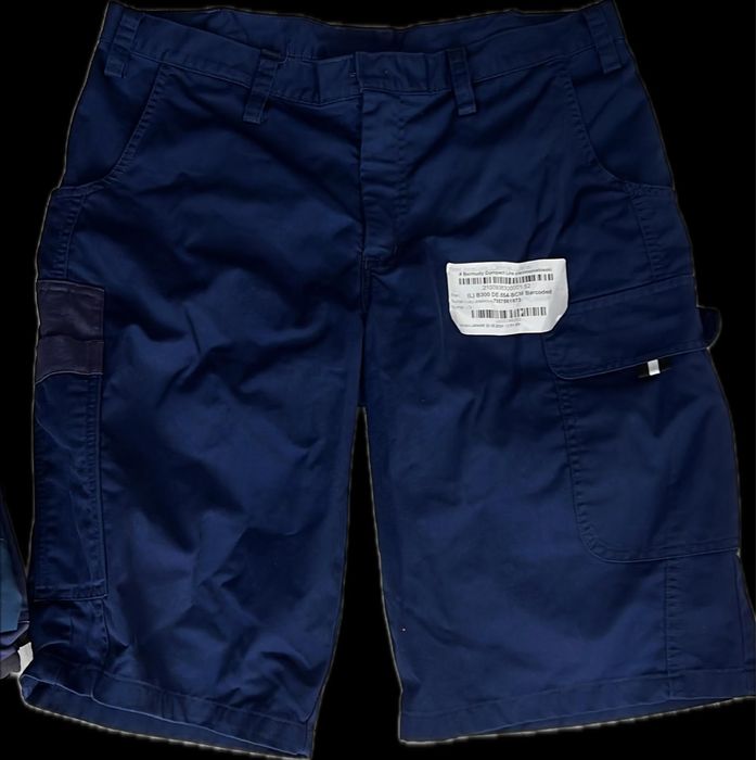 Echipament de munca second hand