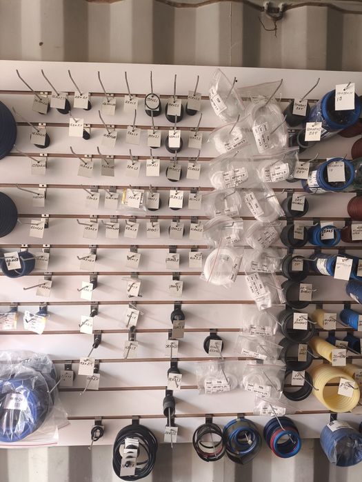 Манжеты сальники манометры