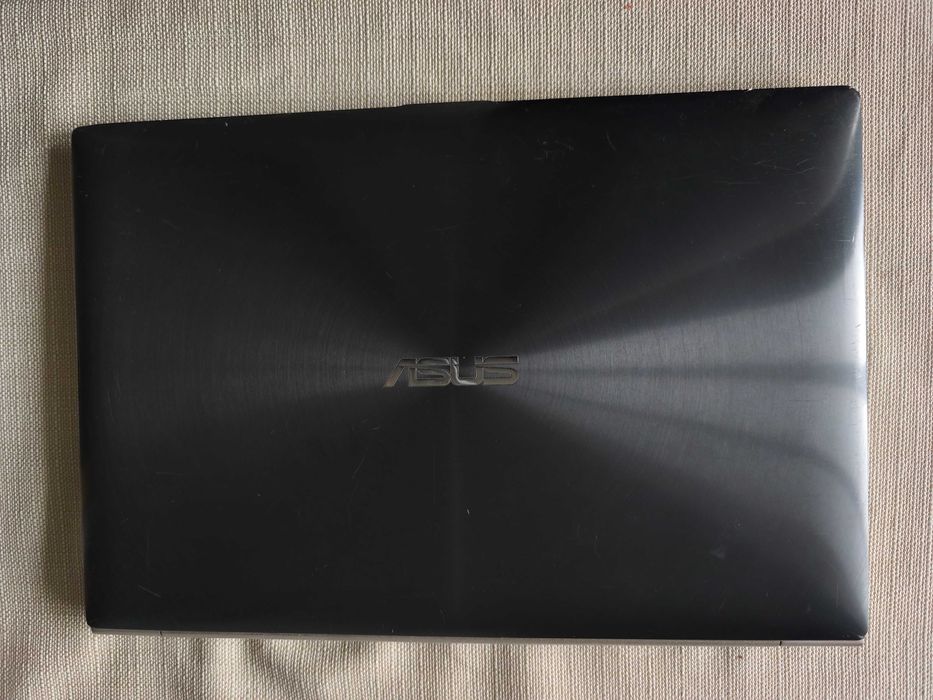 Asus UX31A Notebook на части