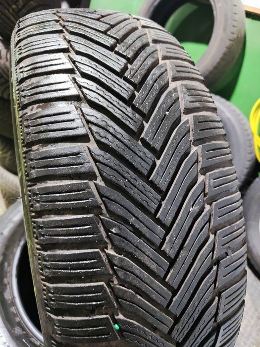 4 бр зимни 225/55/17 Michelin