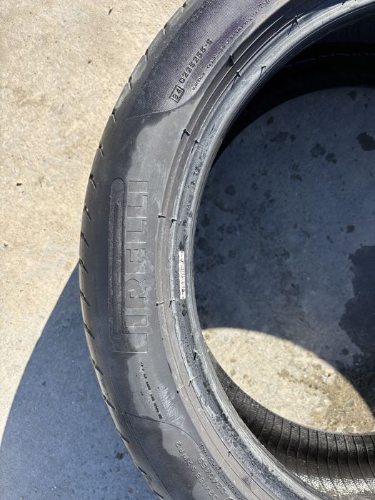 275 40 19 / 245 45 19 Pret Buc