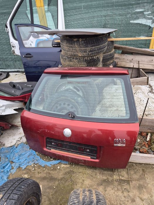 Haion cu luneta  SKODA FABIA 2 2005