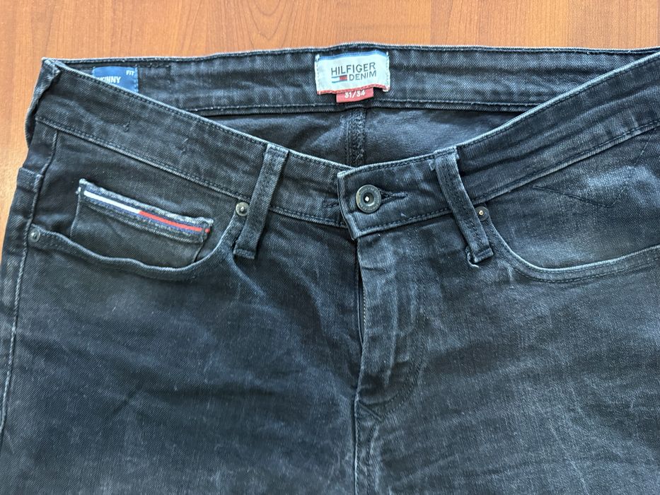 Мъжки дънки Tommy HILFIGER