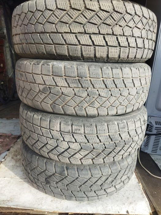 Продам резину на 18 дюймов