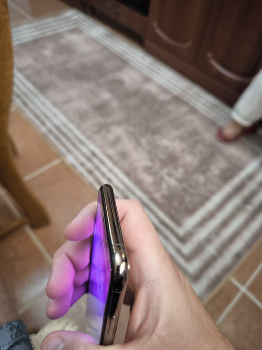 Iphone xs gold 64гб