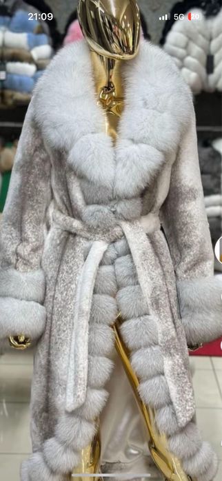 Haina Alcantara Lunga blana naturala vulpe