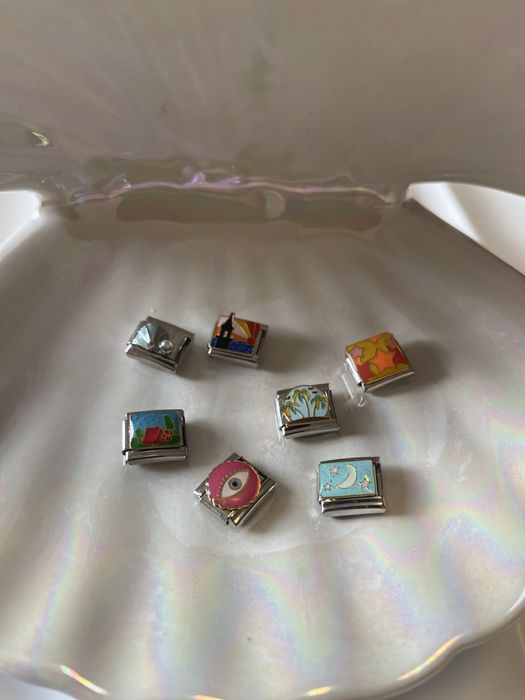 Nomination гривни бази