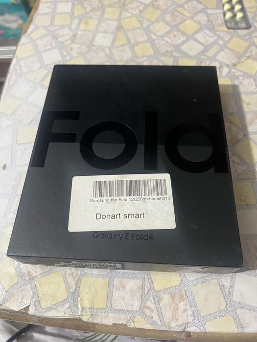 Samsung  Galaxy Zfold4