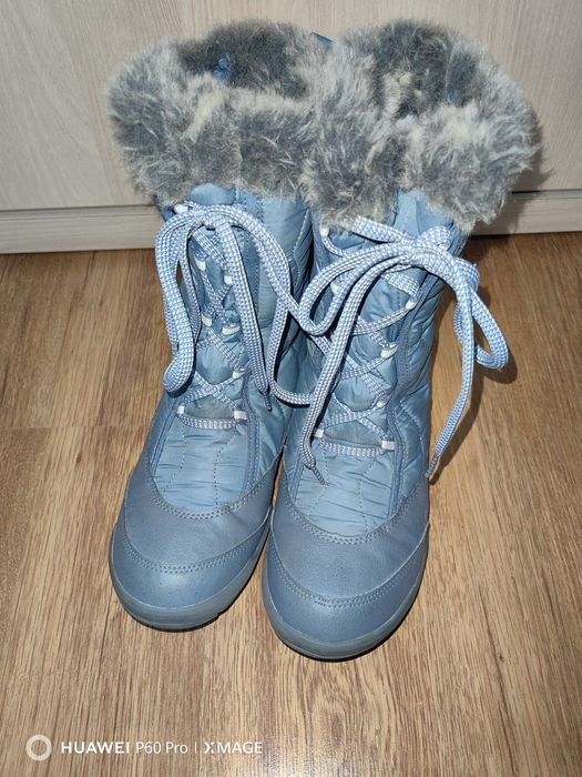 Детски ботуши Декатлон 37 и 38 номер.