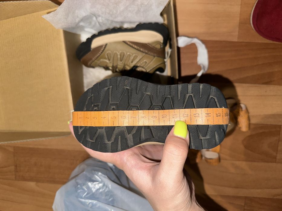 Детские осенние ботинки