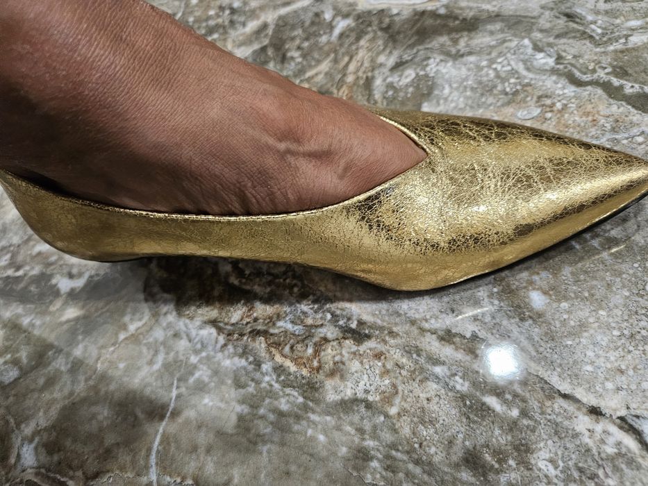 Златни, дамски, естествена кожа официални обувки